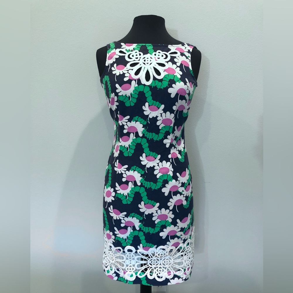 Like New Lilly Pulitzer Navy Pink Green and White Daisy Dress Size 0